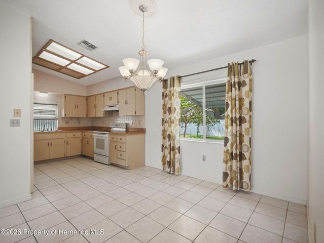 2289 Lake Forest Avenue, Spring Hill, FL 34609