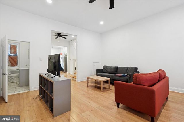 2345 E SOMERSET ST, Philadelphia, PA 19134