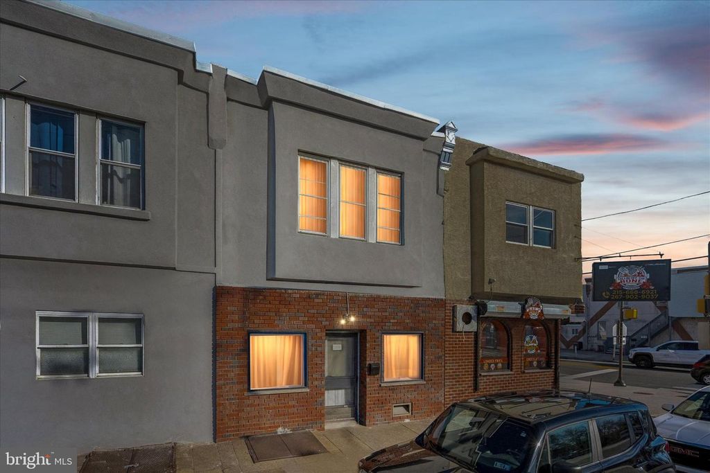 2345 E SOMERSET ST, Philadelphia, PA 19134