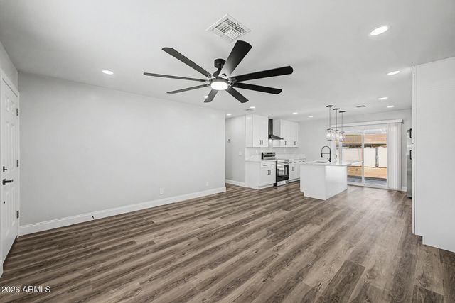 1134 E LAS PALMARITAS Drive, Phoenix, AZ 85020