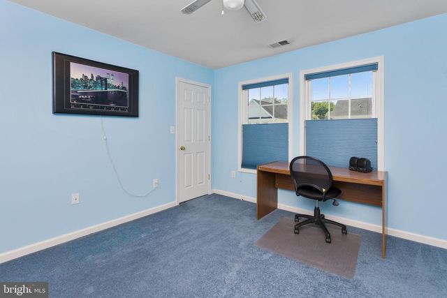 5 SUSANNAH DR, Chesterfield, NJ 08515