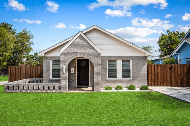1902 Idaho Avenue, Dallas, TX 75216