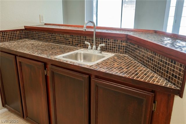 1510 Tree Top Court, Henderson, NV 89014