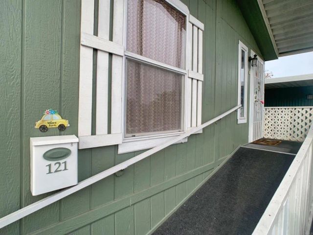9459 Mission Gorge Rd 121, Santee, CA 92071