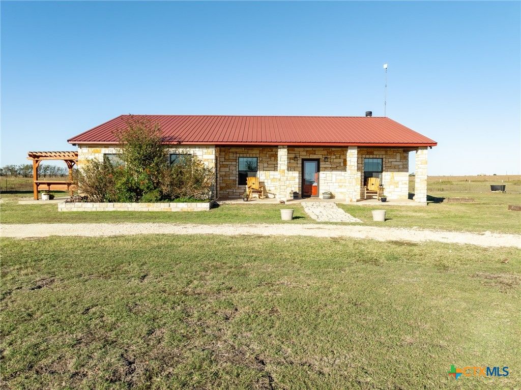 121 Private Road 830, Troy, TX 76579