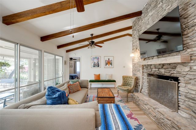 617 Dale DR, San Marcos, TX 78666