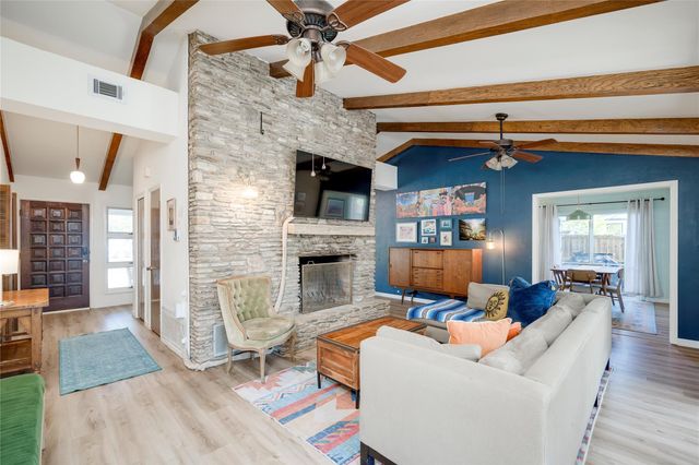 617 Dale DR, San Marcos, TX 78666