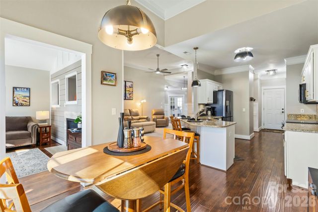 7526 Sedgebrook Drive E, Stanley, NC 28164