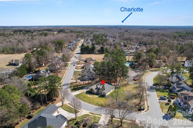 7526 Sedgebrook Drive E, Stanley, NC 28164