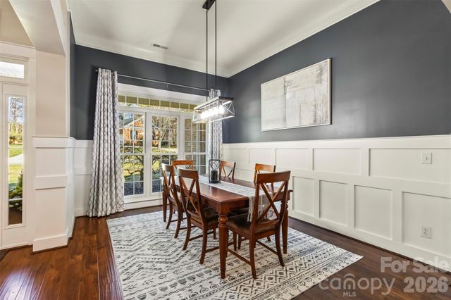 7526 Sedgebrook Drive E, Stanley, NC 28164