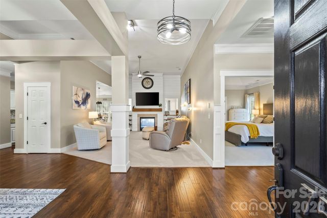 7526 Sedgebrook Drive E, Stanley, NC 28164