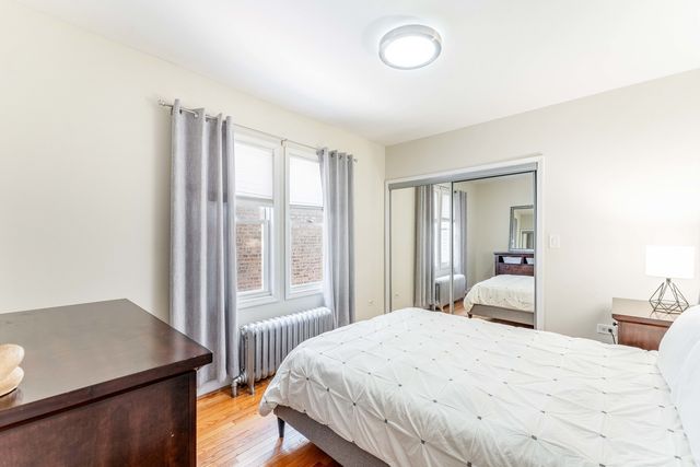 5615 W Henderson Street, Chicago, IL 60634