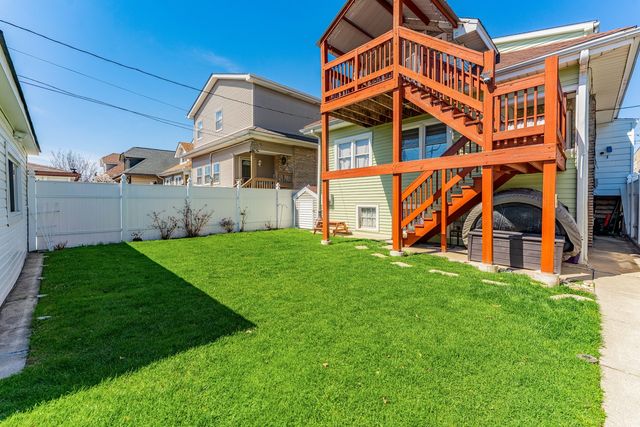5615 W Henderson Street, Chicago, IL 60634