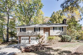 2048 Heritage Court, Asheboro, NC 27203