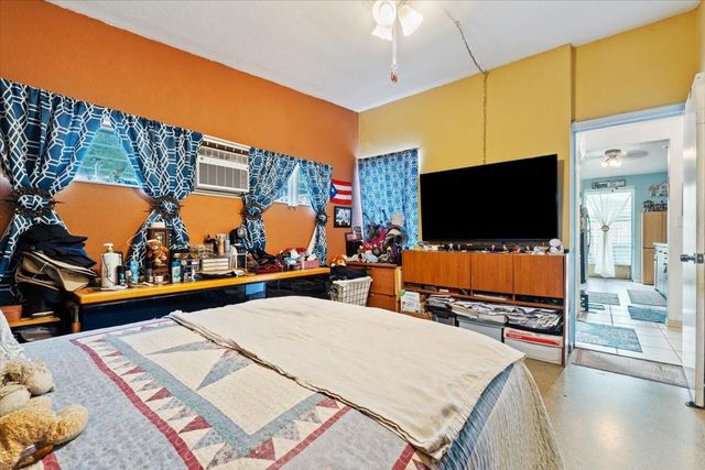 5805 NW 18th Court, Margate, FL 33063