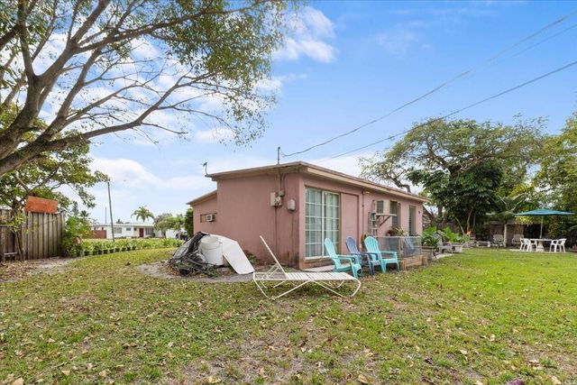 5805 NW 18th Court, Margate, FL 33063