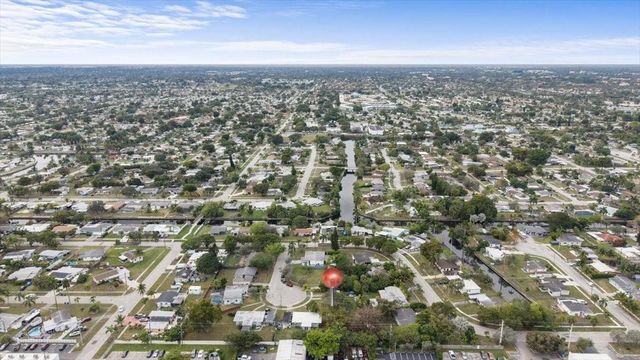 5805 NW 18th Court, Margate, FL 33063