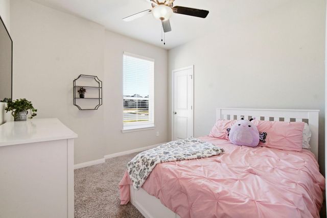 1318 Kingsgate Drive, Bryan, TX 77807