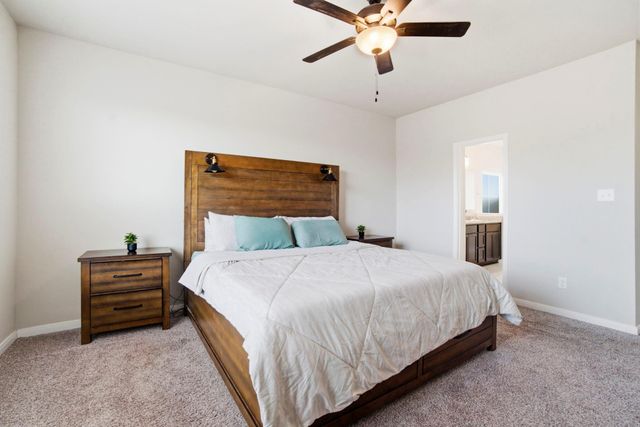 1318 Kingsgate Drive, Bryan, TX 77807