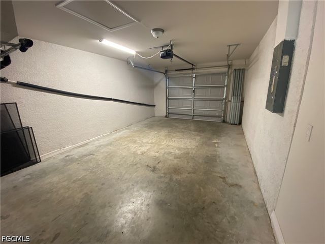 2943 Skyline BLVD 2941, Cape Coral, FL 33914