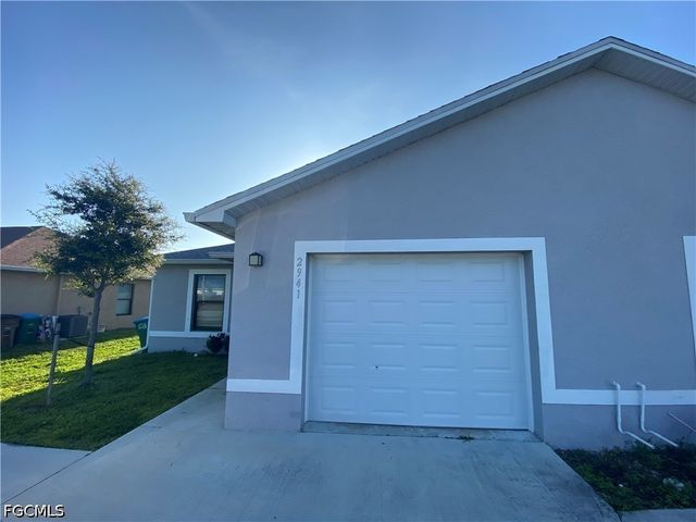 2943 Skyline BLVD 2941, Cape Coral, FL 33914
