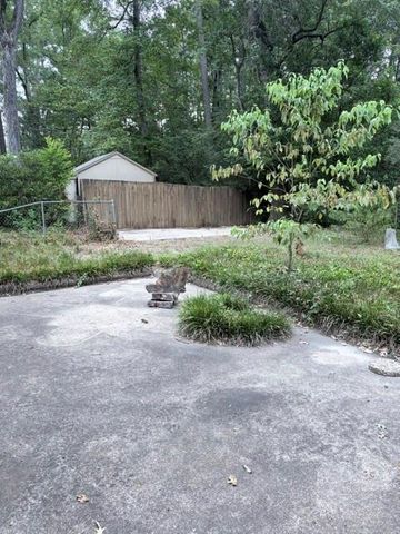 3737 Summer Lane, Huntsville, TX 77340