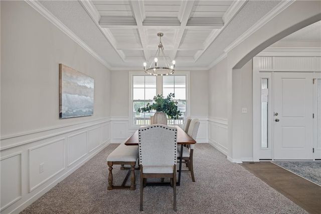 19422 W 114th Terrace, Olathe, KS 66061