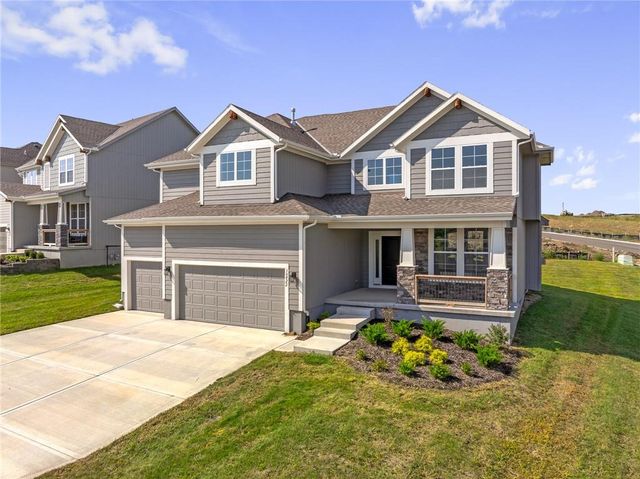 19422 W 114th Terrace, Olathe, KS 66061