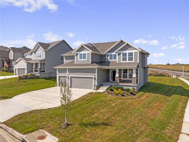 19422 W 114th Terrace, Olathe, KS 66061