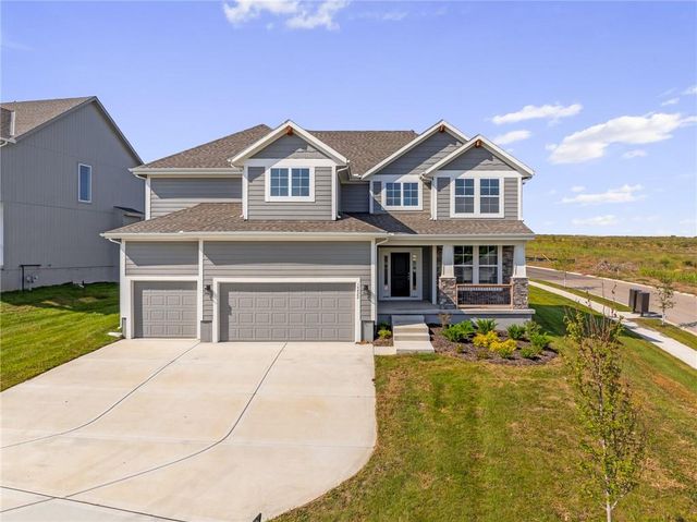 19422 W 114th Terrace, Olathe, KS 66061