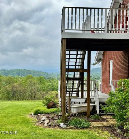 374 Sycamore Shoals Drive, Elizabethton, TN 37643
