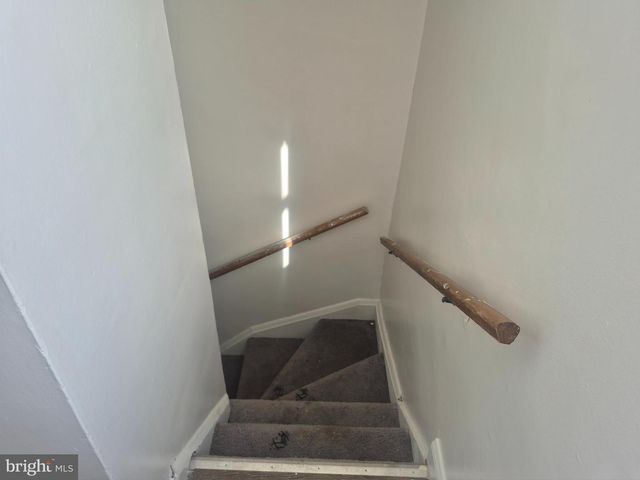 805 N WOODINGTON RD, Baltimore, MD 21229