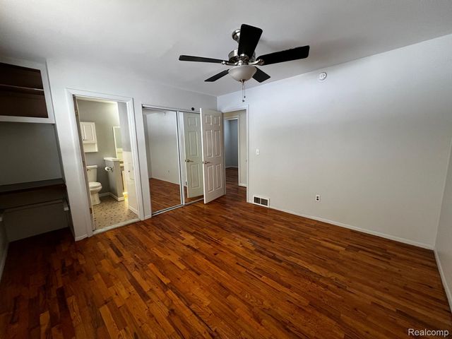 30469 Winthrop Drive, Madison Heights, MI 48071