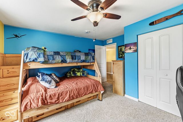 7713 Eagle Point, Zionsville, IN 46077