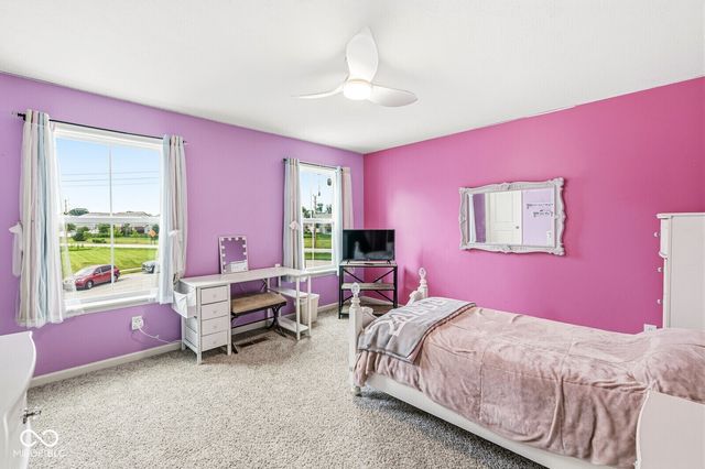 7713 Eagle Point, Zionsville, IN 46077