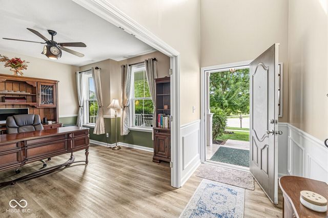 7713 Eagle Point, Zionsville, IN 46077