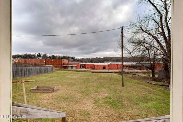 420 Front Avenue North, Rockwood, TN 37854