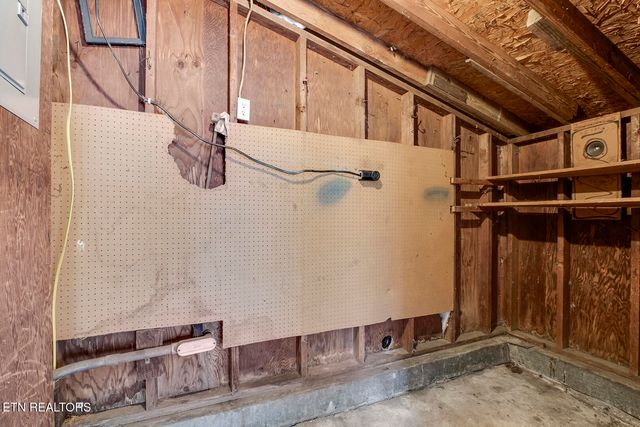 420 Front Avenue North, Rockwood, TN 37854