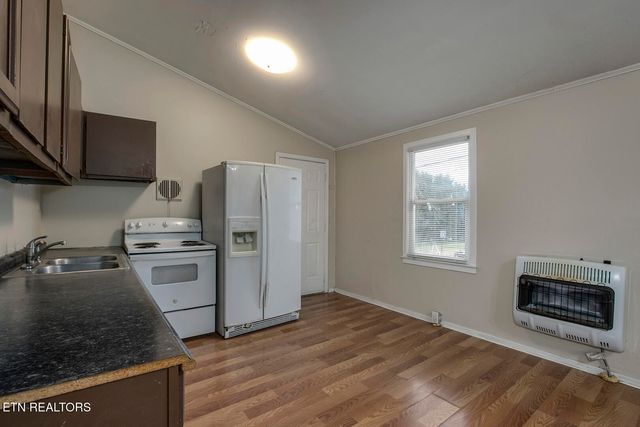 420 Front Avenue North, Rockwood, TN 37854