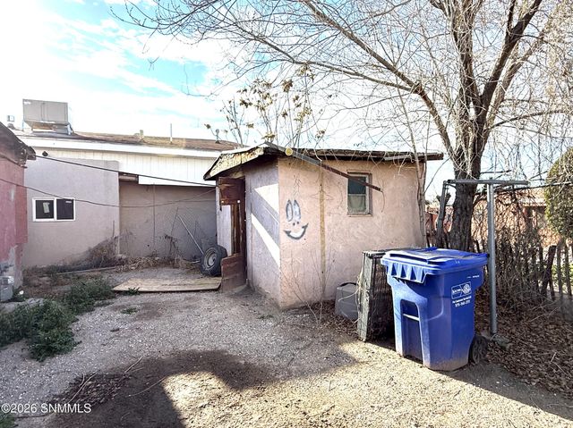 645 E Chestnut Avenue, Las Cruces, NM 88001