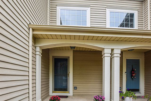 2359 Foxmoor Lane 2359, Aurora, IL 60502