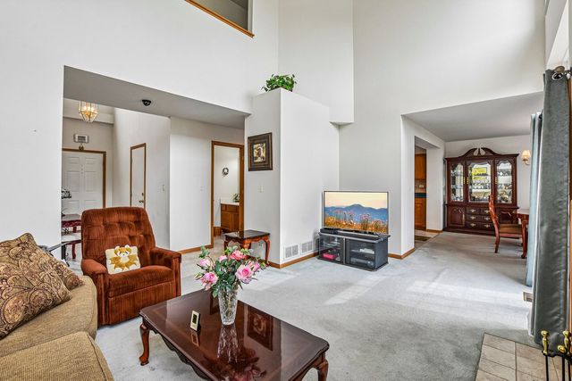 2359 Foxmoor Lane 2359, Aurora, IL 60502
