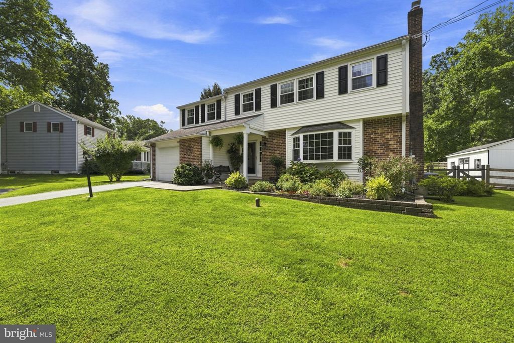 325 COLONIAL DR, EXTON, PA 19341 — photo 2