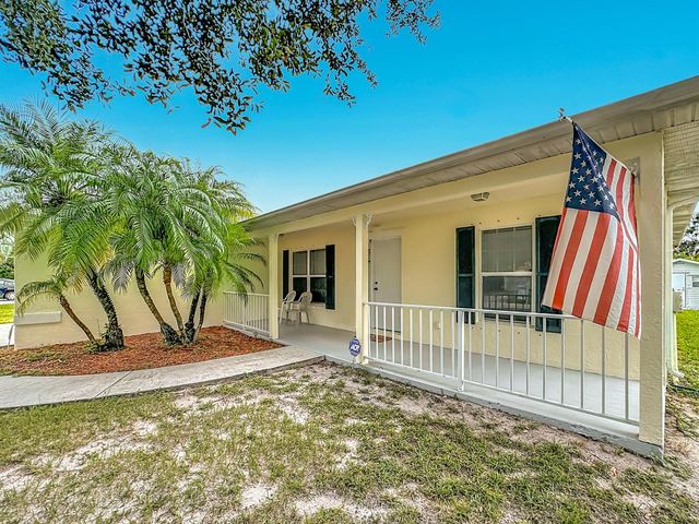 1344 SW Parma Avenue, Port St. Lucie, FL 34953