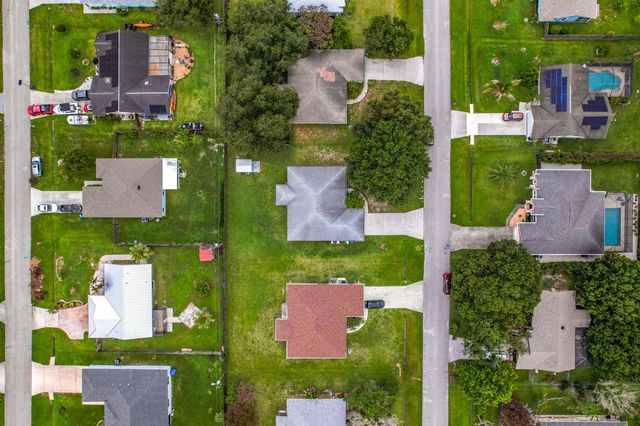 1344 SW Parma Avenue, Port St. Lucie, FL 34953