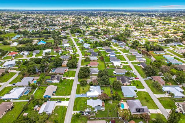 1344 SW Parma Avenue, Port St. Lucie, FL 34953