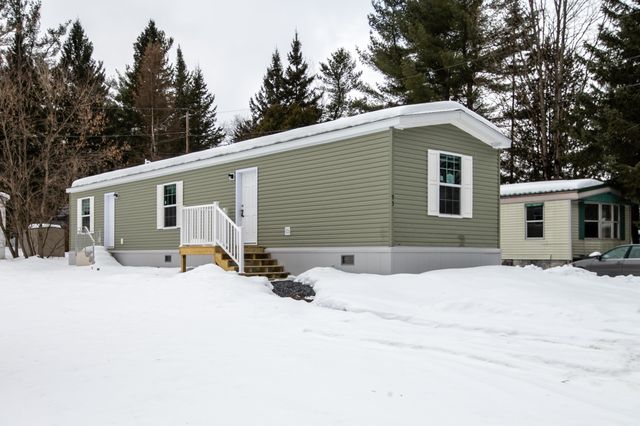 95 3rd Street, St. Johnsbury, VT 05819