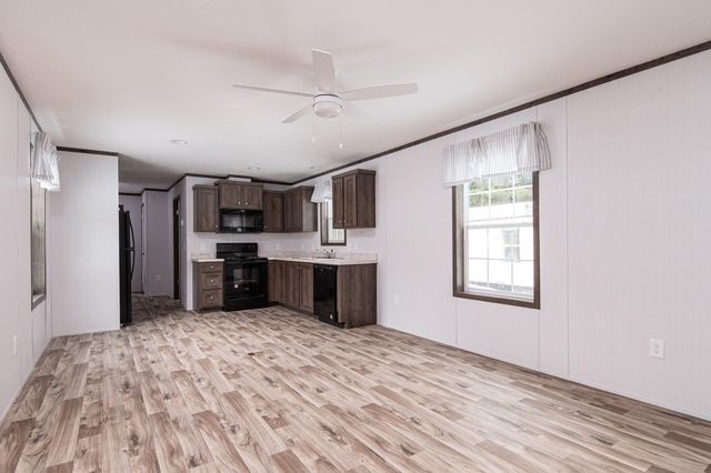 95 3rd Street, St. Johnsbury, VT 05819