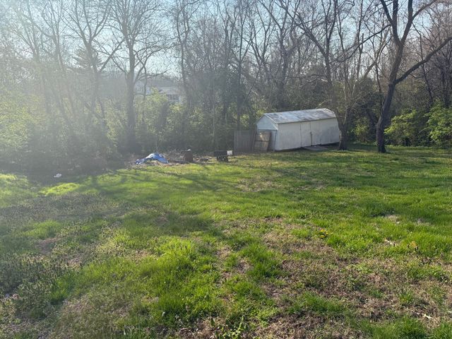 205 Reed Hill, Berea, KY 40403