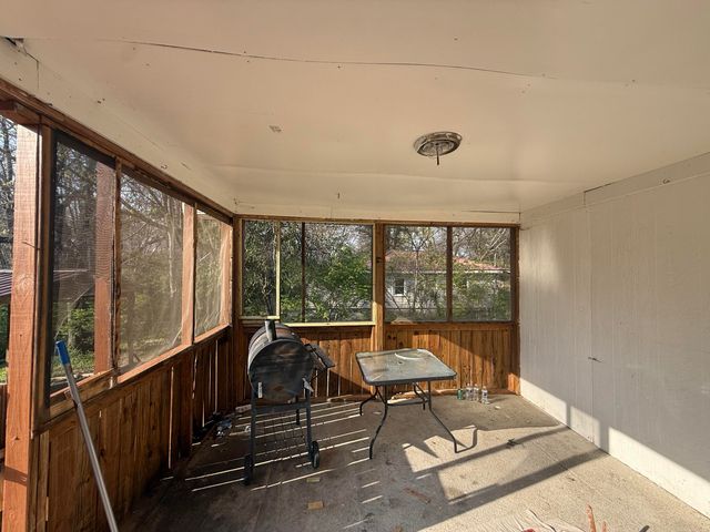 205 Reed Hill, Berea, KY 40403